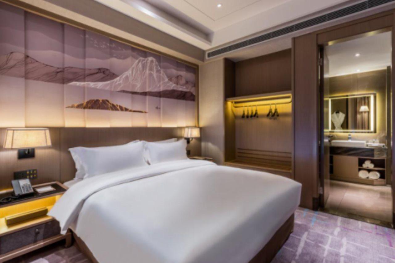 Guangdong Geological Landscape Hotel Гуанджоу Екстериор снимка